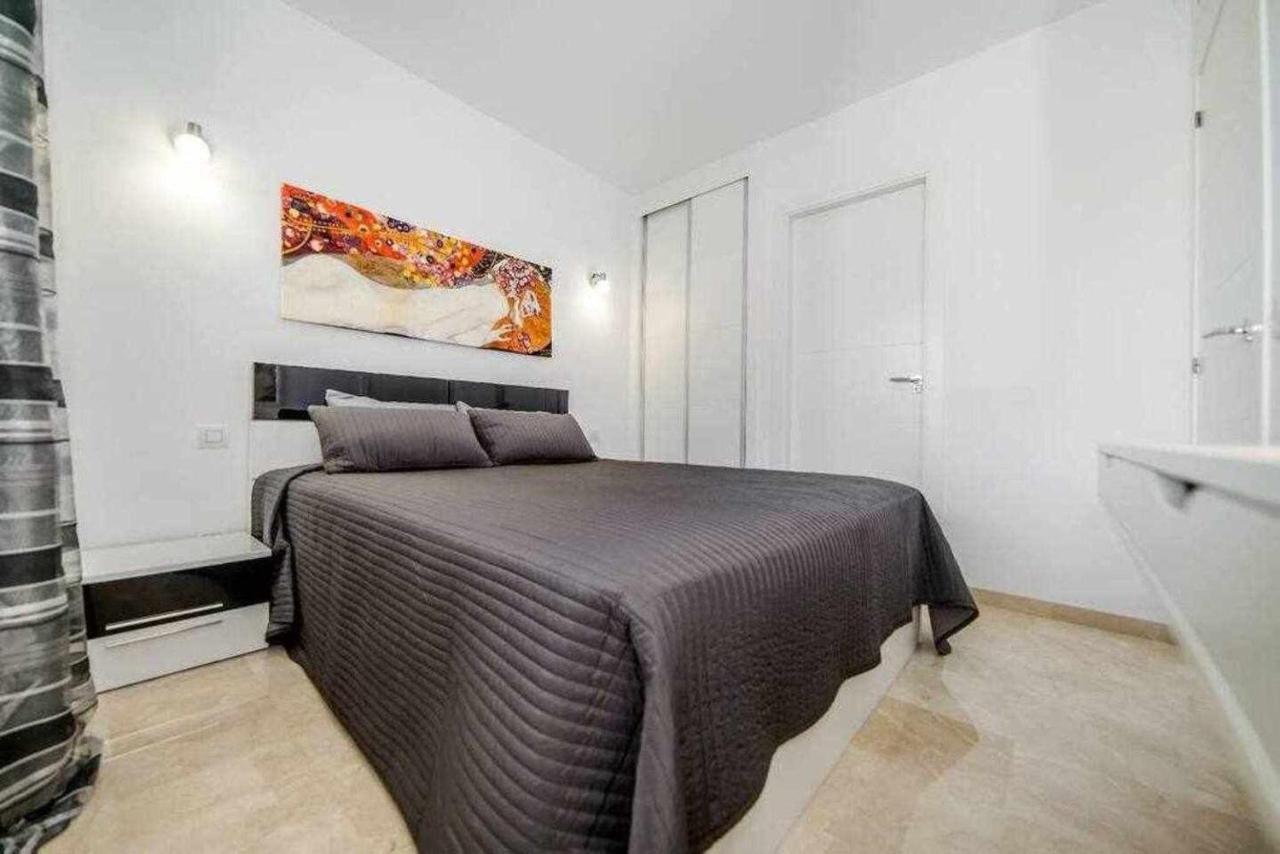 Espanhouse Elvis Apartment Торевиеха Екстериор снимка